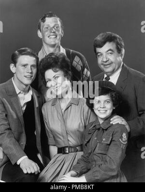 Ron Howard, Marion Ross, Tom Bosley, Erin Moran, Anson Williams 'Happy Days' (1974 - 1984) n° de référence de fichier ABC 32337 288 THA Banque D'Images