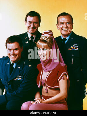 Barbara Eden, Larry Hagman, Bill Daily, Hayden Rorke, 'Je rêve de Jeannie' vers 1966 référence #  32337 330THA Banque D'Images