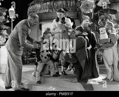 Directeur Victor Fleming, Judy Garland, 'The Wizard of Oz', 1939 Référence de dossier MGM 32557 393THA Banque D'Images