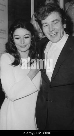 Anouk Aimee, Albert Finney, 1970 © CCR /Le Hollywood Archive - Tous droits réservés référence #  32557 653THA Banque D'Images