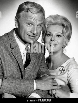 Eddie Albert, Eva Gabor, "Green Acres" vers 1965 Référence de dossier de CBS 32914 563THA Banque D'Images