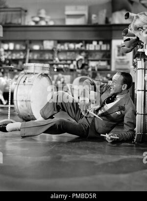 Fred Astaire, "Easter Parade" (1947) de référence de dossier MGM 32914 971THA Banque D'Images