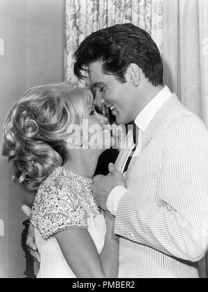 Nancy Sinatra et Elvis Presley, 'Speedway' 1968 MGM Référence de dossier #  33371 887THA Banque D'Images