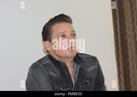 Jeremy Renner à 'Wind River' conférence de presse tenue le 26 juillet 2017 au Four Seasons Hotel de Beverly Hills, en Californie. Pas de tabloïds. Pas de ventes aux Etats-Unis pour 30 jours, de l'origination. Référence #  33378 Fichier 026CCR pour un usage éditorial uniquement - Tous droits réservés Banque D'Images