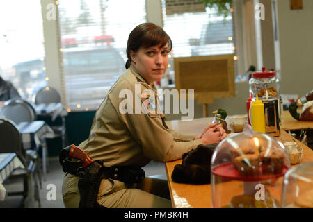 FARGO Le Coq 'Prince' -- l'épisode 102 -- est diffusé le mardi, Avril 22, 10:00 pm e/p) -- Photo : Allison Tolman que Molly Solverson -- CR : Chris Grand/OC Banque D'Images