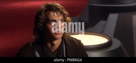 Hayden Christensen joue Anakin Skywalker, qui est appelée sur le côté obscur de la Force dans Star Wars : Episode III - La Revanche des Sith. TM & © 2005 Lucasfilm Ltd. Tous droits réservés. Banque D'Images