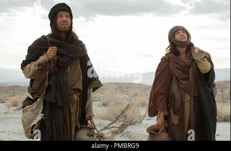 (L à r) Ewan McGregor stars comme 'Jésus' et Tye Sheridan comme le 'Son' dans l'imaginaire de Jésus chapitre quarante jours de jeûne et prière, DERNIERS JOURS DANS LE DÉSERT, un large Green Images de presse. Crédit : François Duhamel / Large Green Images Banque D'Images