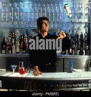 Publicité studio de toujours 'cocktail' Tom Cruise © 1988 Touchstone Pictures Tous droits réservés de référence de dossier 32914 060THA pour un usage éditorial uniquement Banque D'Images