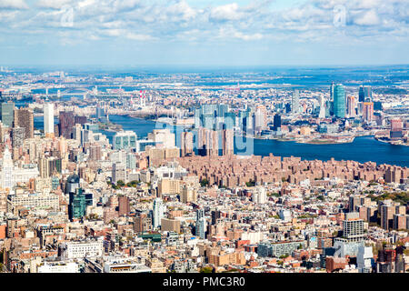Une vue aérienne de Manhattan. Cette vue aérienne de Manhattan n'était pas prises avec un bourdon mais avec un appareil photo de haute qualité provenant de 1 World Trade Center j Banque D'Images