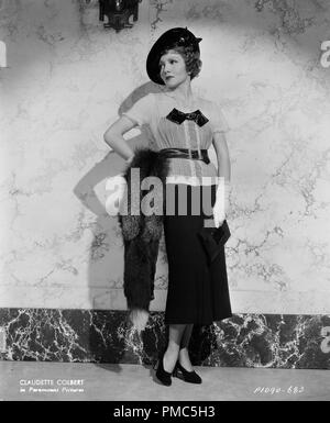 Claudette Colbert, (Paramount, vers 1935). Photo par Eugene Robert Richee référence #  33635 Fichier 080THA Banque D'Images