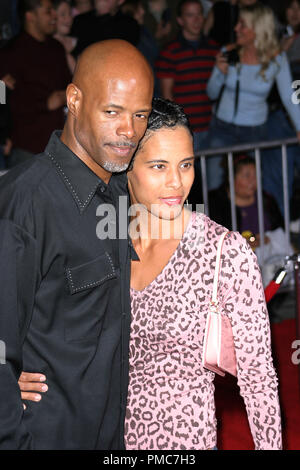 "A Stitch in Time' Premiere 3-12-2004 Keenen Ivory Wayans et épouse Daphne Polk Photo par Joseph Martinez - Tous droits réservés référence #  21785 0085PLX pour un usage éditorial uniquement - Tous droits réservés Banque D'Images