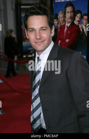 'Le Présentateur : la légende de Ron Burgandy' Premiere 6-28-2004 Paul Rudd Photo par Joseph Martinez / PictureLux 21864 Numéro de référence de dossier 0097-picturelux pour un usage éditorial uniquement - Tous droits réservés Banque D'Images