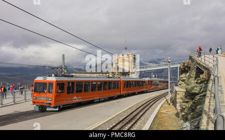 Mt. Gornegrat, Suisse - le 16 septembre 2018 : Gornergrat gare sur le sommet de la montagne. Chemin de fer du Gornergrat Gornergrat (allemand : Bah Banque D'Images