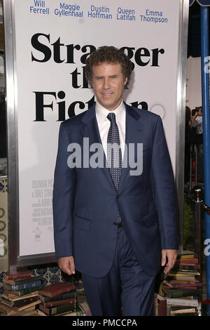 'Stranger que la fiction' (création) Will Ferrell 10-30-2006 / Mann Village Theatre / Westwood, CA / Columbia Pictures / Photo par Joseph Martinez - Tous droits réservés référence #  22842 0061PLX pour un usage éditorial uniquement - Banque D'Images