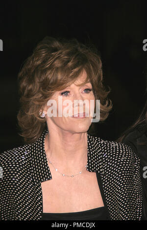 Blood Diamond (création) Jane Fonda 12-6-2006 / Grauman's Chinese Theatre / Hollywood, CA / Warner Bros Entertainment / Photo par Joseph Martinez / PictureLux 22869 Numéro de référence de dossier 0024-picturelux pour un usage éditorial uniquement - Tous droits réservés Banque D'Images