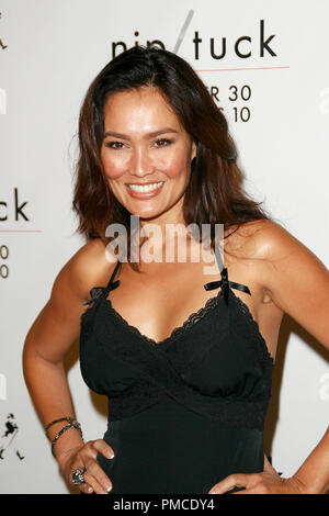 Nip / Tuck Saison 5 première projection Tia Carrere 10-20-2007 / Paramount Theatre / Hollywood, CA/ FX / © Joseph Martinez / Picturelux - Tous droits réservés référence #  23220 0052PLX pour un usage éditorial uniquement - Tous droits réservés Banque D'Images