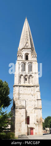 Tour de l'Abbaye Saint-Germain à Auxerre, Bourgogne, France, Europe Banque D'Images