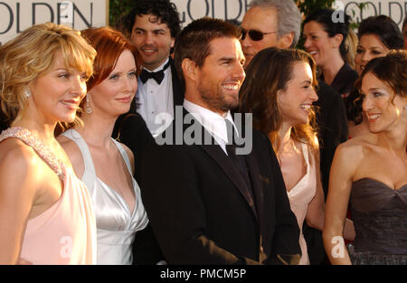 Les arrivées à la 61e 'Golden Globe Awards' 01-25-2004 Kim Cattrall, Cynthia Nixon, Tom Cruise, Kristin Davis, Sarah Jessica Parker , tenue à l'hôtel Beverly Hilton à Beverly Hills, CA. Référence de fichier #  1079 030PLX pour un usage éditorial uniquement - Banque D'Images