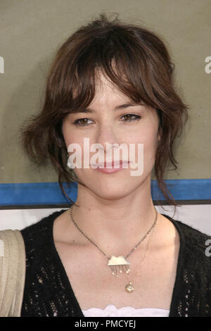 'La Maison du Lac" (Création) Parker Posey 06-13-2006 / théâtre / ArcLight Hollywood, CA / Warner Brothers / Photo par Joseph Martinez - Tous droits réservés référence #  22772 0020 PLX pour un usage éditorial uniquement - Tous droits réservés Banque D'Images