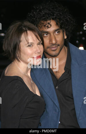 "Grindhouse" (Création) Barbara Hershey, Naveen Andrews 3-26-2007 / l'Orpheum Theatre / Los Angeles, CA / Dimension Films / Photo par Joseph Martinez / PictureLux 22973 Numéro de référence de dossier 0065PLX pour un usage éditorial uniquement - Tous droits réservés Banque D'Images