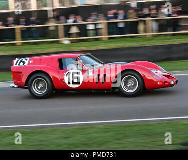 Niklas Halusa, Emanuele Pirro, Ferrari 250 GT Breadvan, Kinrara, trophée, cockpit fermé voitures GT, Goodwood Revival 2018, septembre 2018, de l'automobile Banque D'Images