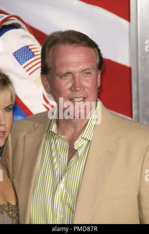 Talladega Nights : The Legend of Ricky Bobby (création) Lee Majors 07-26-2006 / Mann's Grauman Chinese Theatre / Hollywood, CA / Columbia Pictures / Photo par Joseph Martinez - Tous droits réservés référence #  22794 0062PLX pour un usage éditorial uniquement - Banque D'Images