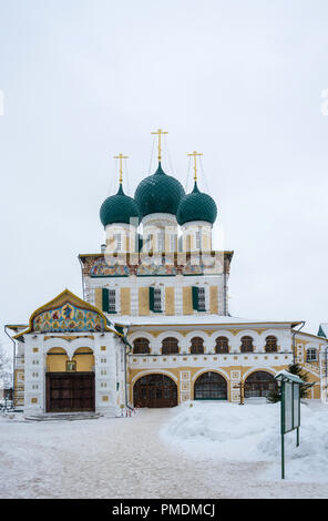 Cathédrale de la résurrection par une journée d'hiver dans la ville de Perm, Yaroslavl region, Russie. Banque D'Images