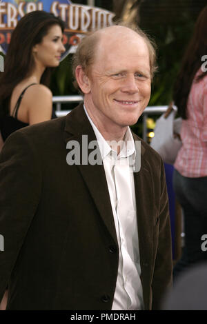 Cinderella Man (Premiere) Ron Howard 05/23/2005 / Gibson Amphitheatre / Universal City, CA Photo par Joseph Martinez / PictureLux 22370 Numéro de référence de dossier 0064-picturelux pour un usage éditorial uniquement - Tous droits réservés Banque D'Images