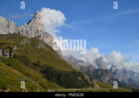 Vue à couper le souffle de Passo Rolle Banque D'Images