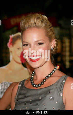 Robes 27 Premiere Katherine Heigl 1-7-2008 / Mann's Village Théâtre / Westwood, CA / 20th Century Fox / Photo par Joseph Martinez de référence de dossier 23322 0041 JM pour un usage éditorial uniquement - Banque D'Images