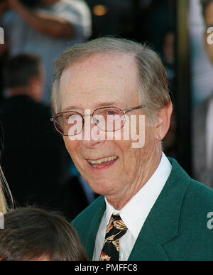 Get Smart Premiere Bernie Kopell 6-16-2008 / Mann Village Theatre / Westwood, CA / Warner Brothers / Photo par Joseph Martinez référence #  23550 Fichier 0075PLX pour un usage éditorial uniquement - Tous droits réservés Banque D'Images