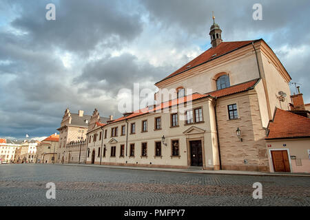 Palais Schwarzenbersky à la place Hradcany à Prague, République tchèque. Banque D'Images