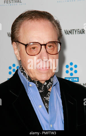 Peter Bogdanovich au TCM Classic Film Festival 2010 Première mondiale du film de 1954, récemment restauré, 'une étoile est née'. Arrivants tenue au Grauman's Chinese Theatre à Hollywood, CA le jeudi 22 avril 2010. Photo par PictureLux 30190 Numéro de référence de dossier 053PLX pour un usage éditorial uniquement - Tous droits réservés Banque D'Images