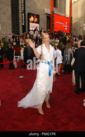 L'Academy of Motion Picture Arts and Sciences présentera '76e Academy Awards' Février 29, 2004 Uma Thurman © 2004 Référence de dossier de l'AMPAS 29996 019 pour un usage éditorial uniquement - Tous droits réservés Banque D'Images