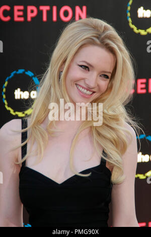 Talulah Riley à la première de Warner Brothers Pictures' 'création'. Arrivants tenue au Grauman's Chinese Theatre à Hollywood, CA, 13 juillet 2010. Photo par Joseph Martinez / PictureLux 30329 Numéro de référence de dossier 023PLX pour un usage éditorial uniquement - Tous droits réservés Banque D'Images