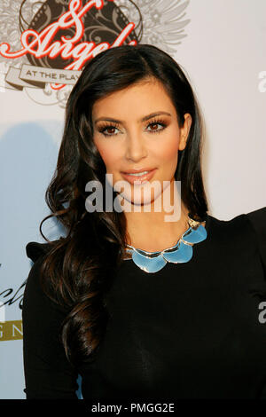 Kim Kardashian à l'As et les Anges Celebrity Poker à la Playboy Mansion - Arrivées de l'événement tenu à la maison de Holmby Hills à Los Angeles, CA le 11 juillet 2009. Photo par : PictureLux 30041 Numéro de référence de dossier 09PLX pour un usage éditorial uniquement - Tous droits réservés Banque D'Images