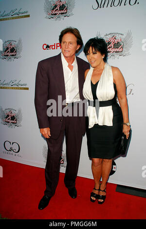 Bruce Jenner et Kris Jenner à l'As et les Anges Celebrity Poker à la Playboy Mansion - Arrivées de l'événement tenu à la maison de Holmby Hills à Los Angeles, CA le 11 juillet 2009. Photo par : PictureLux 30041 Numéro de référence de dossier 65PLX pour un usage éditorial uniquement - Tous droits réservés Banque D'Images
