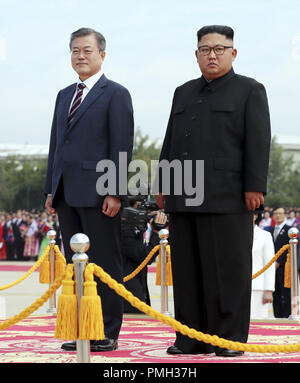 Pyeongyang, la Corée du Nord. 18 Sep, 2018. Le président sud-coréen MOON JAE IN et le dirigeant nord-coréen Kim Jong UN rencontrez pour leur troisième sommet Pyeongyang, la Corée du Nord. Credit : Ryu Seung-Il/ZUMA/Alamy Fil Live News Banque D'Images