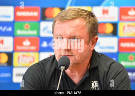 Pilsen, République tchèque. 18 Sep, 2018. FC Viktoria Plzen entraîneur Pavel Vrba parle lors d'une conférence de presse le 18 septembre 2018 à Pilsen, République tchèque, avant le 1er tour, Groupe G, match de la Ligue des Champions FC Viktoria Plzen vs CSKA Moscou. Photo : CTK Miroslav Chaloupka/Photo/Alamy Live News Banque D'Images