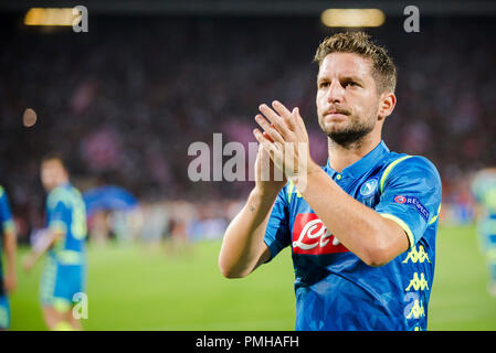 Belgrade, Serbie. 17 Sep, 2018. Dries Mertens de Napoli applaudit son fansUEFA Ligue des Champions de football, l'étoile rouge de Belgrade contre Napoli, Belgrade, Serbie. Credit : Nikola Krstic/Alamy Live News Banque D'Images