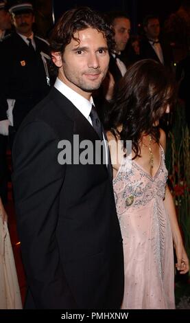 La France. Eric Bana à la première de 'Troy' qui s'est tenue au Palais du Festival : une partie de la 2004 Cannes Film Festival. Cannes. 13 mai 2004. Ref : CMT34-2-130504 ©Cannamela/vue/MediaPunch * Banque D'Images