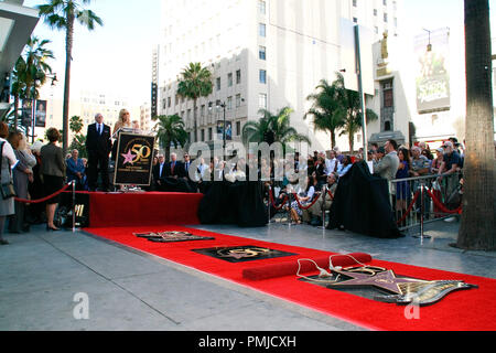 Atmosphère à la Chambre de commerce de Hollywood cérémonie en l'honneur de Bruce Dern, Laura Dern et Diane Ladd avec trois étoiles sur le Hollywood Walk of Fame à Hollywood, CA, 1 novembre 2010. Photo par © Joseph Martinez / Picturelux - Tous droits réservés référence #  30632 013PLX pour un usage éditorial uniquement - Tous droits réservés Banque D'Images