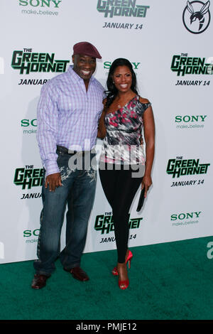 Michael Clarke Duncan et Omarosa Manigault Stallworth écran lors de la première de GemsColumbia Photos' 'Le Frelon Vert'. Arrivants tenue au Grauman's Chinese Theatre à Hollywood, CA, le 10 janvier 2011. Photo par Joe Martinez / PictureLux Banque D'Images