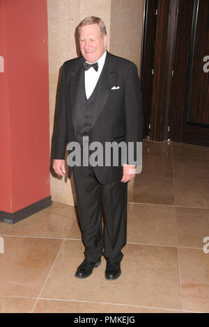 Ken Howard le 16/03/11, 19e Congrès annuel de la maladie d'intérêt 'A night at Sardi's" @ Beverly Hilton Hotel, Los Angeles, Photo par Izumi / PictureLux www.HollywoodNewsWire.net /Hasegawa Banque D'Images