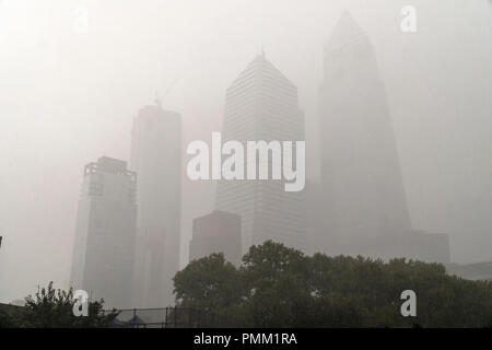 Le développement d'Hudson Yards disparaît dans une pluie torrentielle causés par l'ouragan Florence voyageant au nord, le mardi 18 septembre 2018. (Â© Richard B. Levine) Banque D'Images