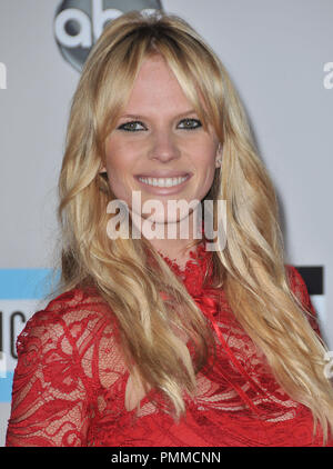 Anne Vyalitsyna à l'arrivée des American Music Awards 2011 qui a eu lieu au Nokia Theatre L.A. Vivre à Los Angeles, CA. L'événement a eu lieu le dimanche, 21 novembre 2011. Photo de RPAC / PictureLux Banque D'Images