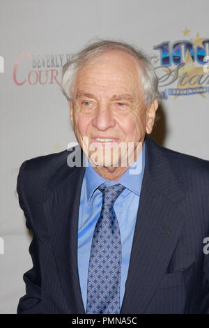 Garry Marshall à la 22e Nuit des étoiles 100 Awards Gala tenu au Beverly Hills Hotel à Los Angeles, CA, le 26 février 2012. Photo par Joe Martinez / PictureLux Banque D'Images
