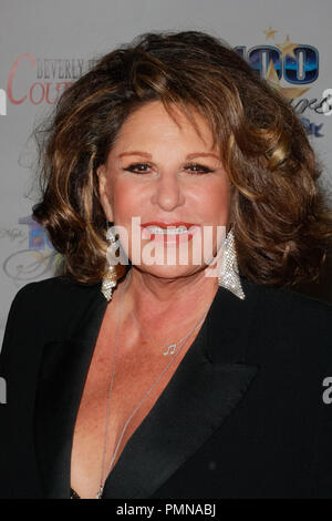 Lainie Kazan à la 22e Nuit des étoiles 100 Awards Gala tenu au Beverly Hills Hotel à Los Angeles, CA, le 26 février 2012. Photo par Joe Martinez / PictureLux Banque D'Images