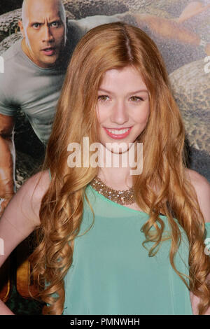 Katherine McNamara à la première de New Line Cinema's 'Journey 2 : The Mysterious Island'. Arrivants tenue au Grauman's Chinese Theatre à Hollywood, CA, le 2 février 2012. Photo par Joe Martinez / PictureLux Banque D'Images