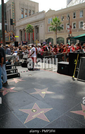 Atmosphère à la Chambre de commerce de Hollywood cérémonie en l'honneur de barre oblique avec une étoile sur le Hollywood Walk of Fame à Hollywood, CA, le 10 juillet 2012. Photo par Joe Martinez / PictureLux Banque D'Images